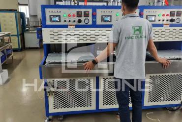 Công ty HÀO CƯỜNG  lắp ráp máy ép nóng lạnh 4 đầu